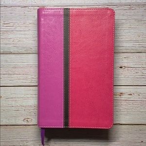 NIV + The Message Parallel Bible